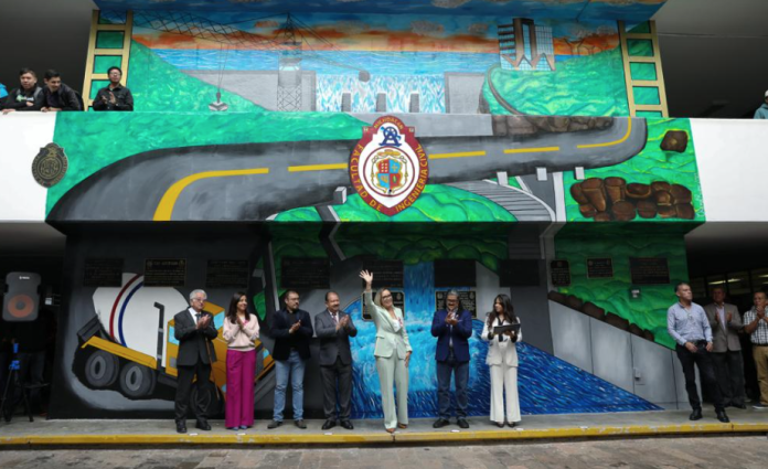 Quien entra a la Universidad Michoacana, nunca se va: Rectora