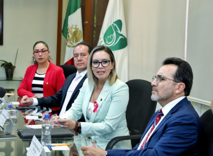 Rectora pide trato digno para las y los estudiantes nicolaitas que realizan su servicio social