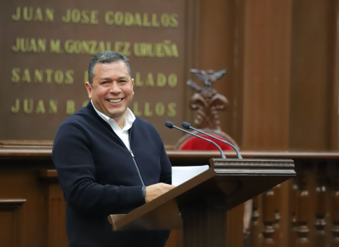 Juan Carlos Barragán propone sancionar con cárcel a quienes quemen desechos al aire libre