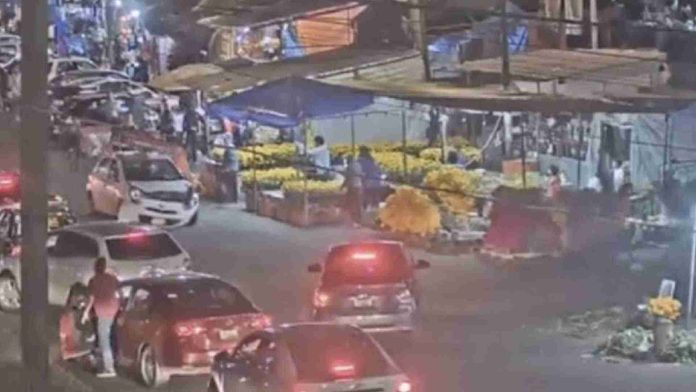 Conductor en estado de ebriedad choca al menos 5 autos y atropella a dos personas en Puebla