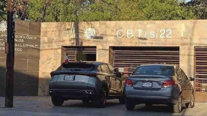Explosión química deja 7 alumnos heridos