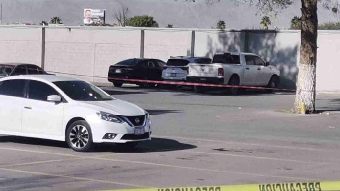 Hombre mata a su esposa afuera de gimnasio y luego se quita la vida