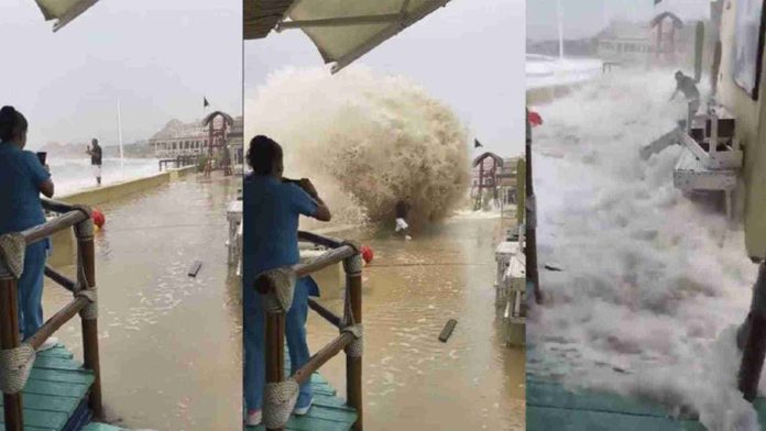 Ola arrastra a un hombre mientras grababa el mar por paso del huracán Norma