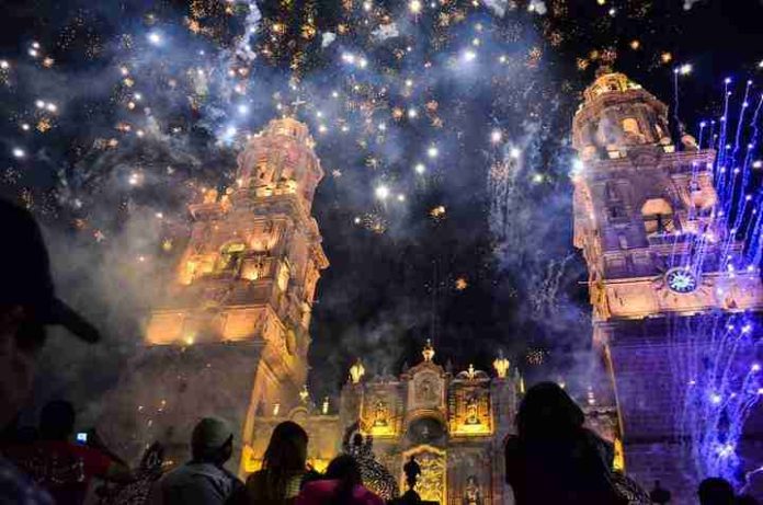 Encendido de catedral será con los colores del Heróico Colegio Militar