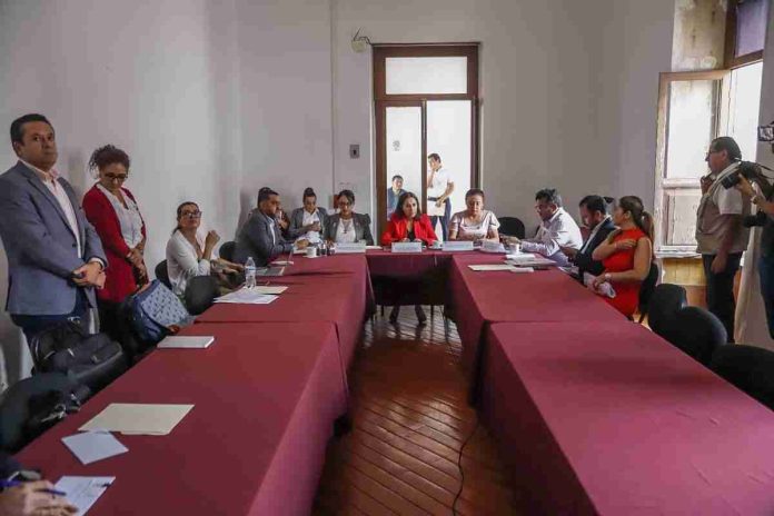 Anticorrupción y denuncia ciudadana, temas torales de los 9 entrevistados.