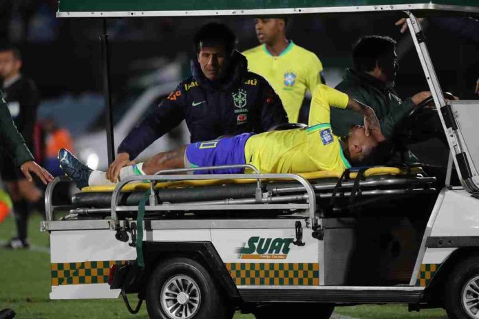 Neymar será sometido a cirugía tras romperse el ligamento de la rodilla