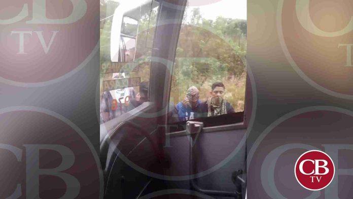 Normalistas vuelven a salir a delinquir a la Morelia-Pátzcuaro