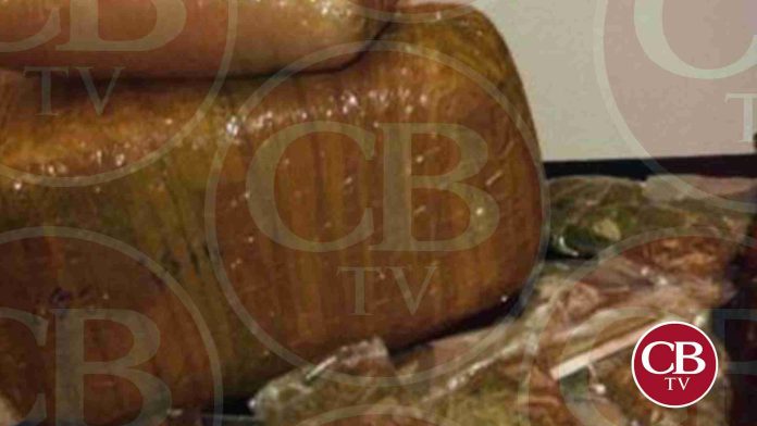 Viajaba en autobús con más de 4 kilos de mariguana