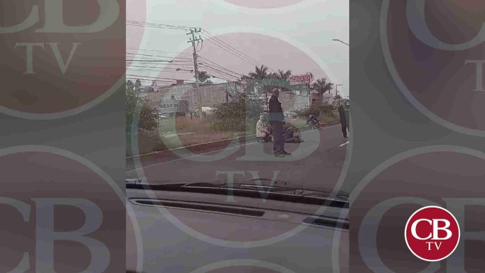 Atropellan a motociclista en la salida a Charo