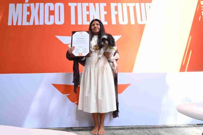 Senadora Indira Kempis denuncia amenazas de MC, tras registrarse como aspirante a la Presidencia