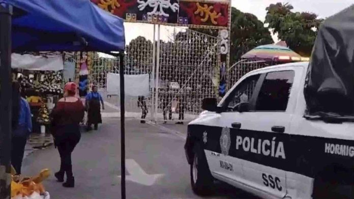 Explosión por pirotecnia en panteón San Isidro deja 8 heridos en Azcapotzalco