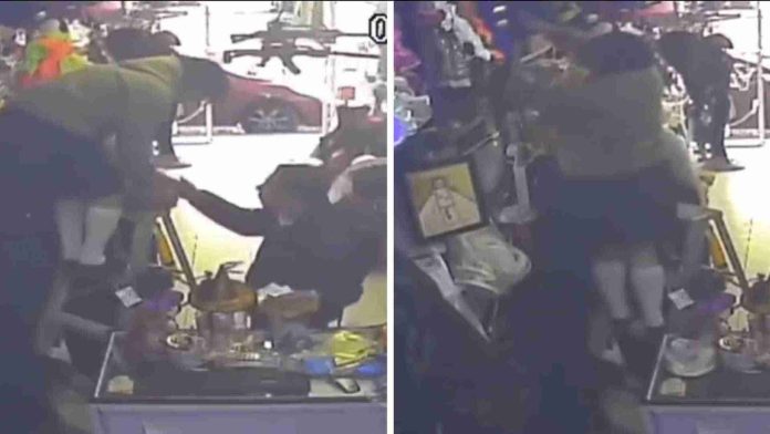 Hombre graba bajo la falda de una niña