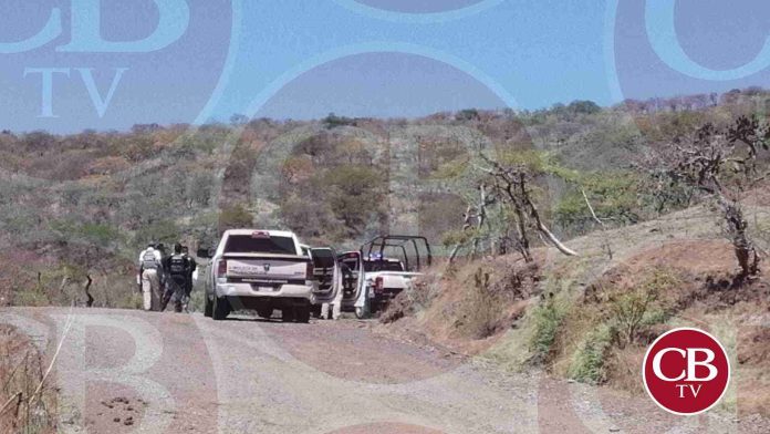 Vuelca camioneta y se mata chofer en Escalante