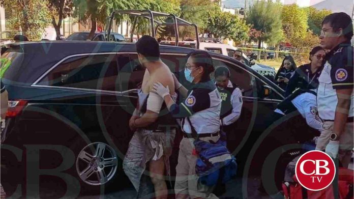 Balean a dos hombres a unos pasos del Poliforum