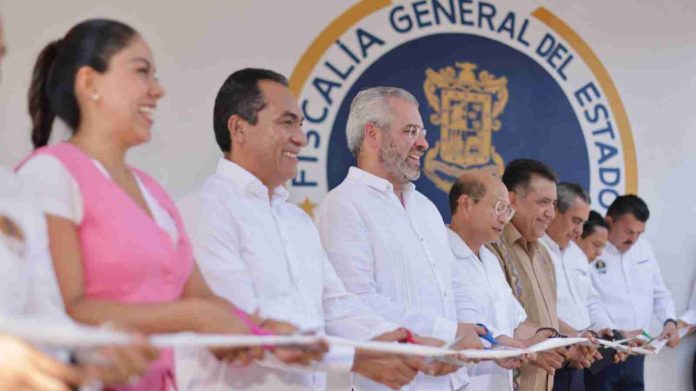 Llama Bedolla a poderes y órganos autónomos refrendar compromiso con la justicia