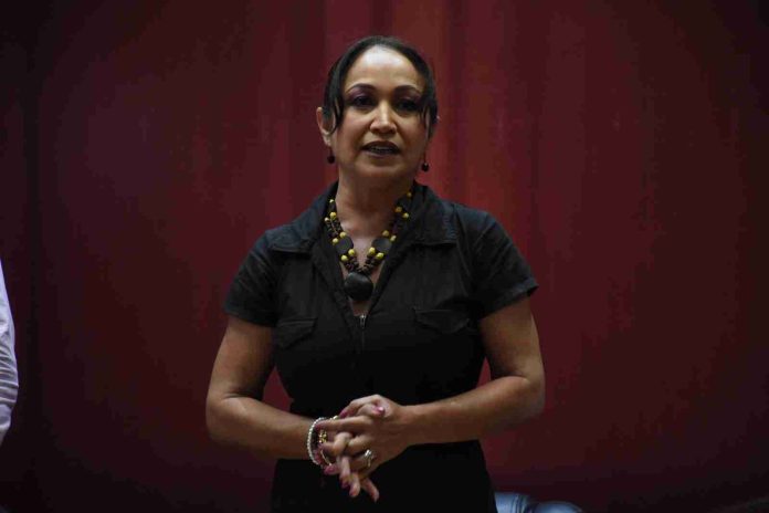 Itzé Camacho Solicita Licencia al Cargo de Presidenta Municipal