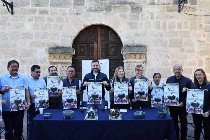 Contará con 5 mil piezas para exposición y venta de artesanías labradas en piedra volcánica.