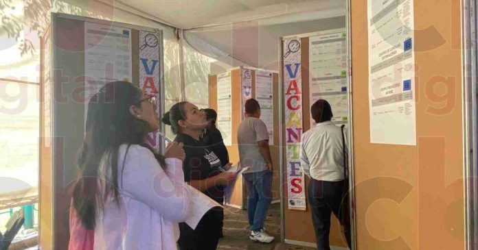 Más de un centenar de empresas ofertan 700 empleos en Morelia