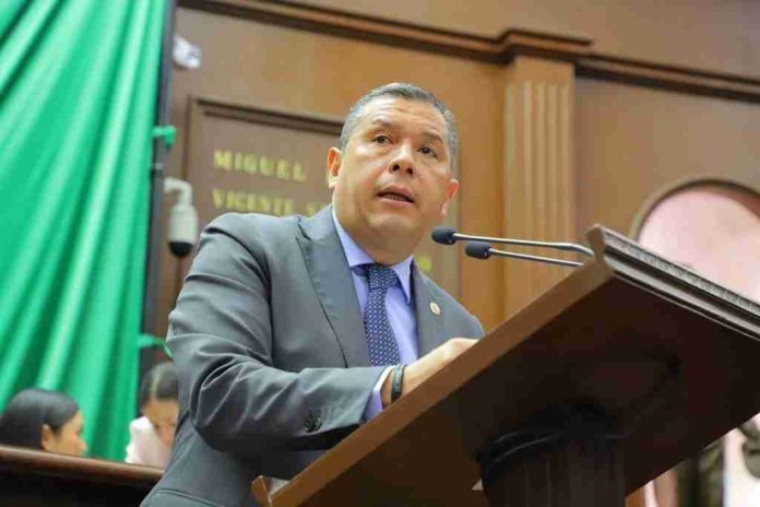 Juan Carlos Barragán con indiscutible ventaja para Morelia por Morena