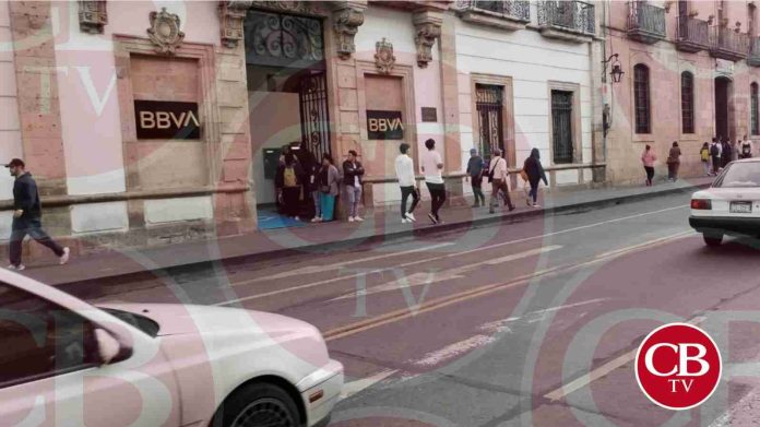 Le da un infarto en un banco del centro de Morelia
