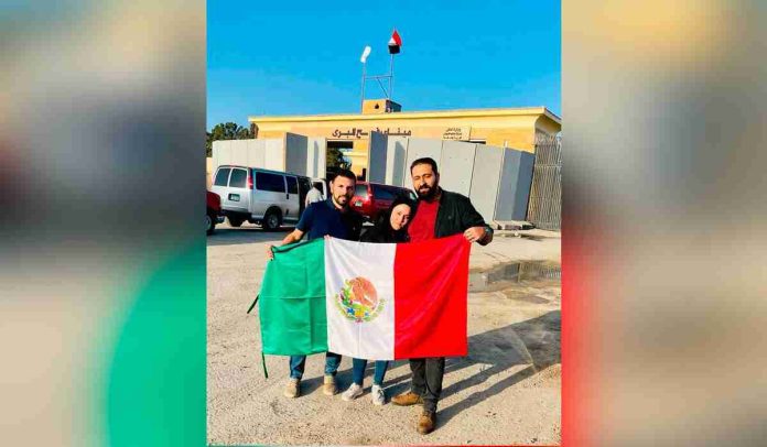 Doctora mexicana Bárbara Lango sale de la Franja de Gaza