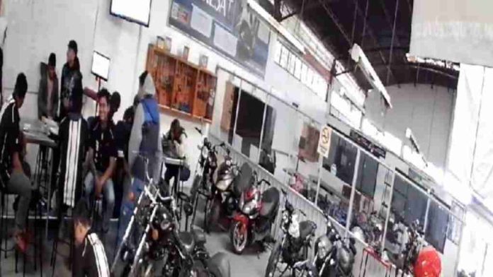 #Video: Filtran video de Cristian el joven quemado en universidad de mecánicos en Texcoco