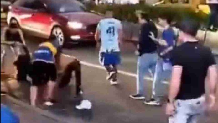 #Video: Aficionados se enfrentan a puño limpio en la final de la Copa Libertadores
