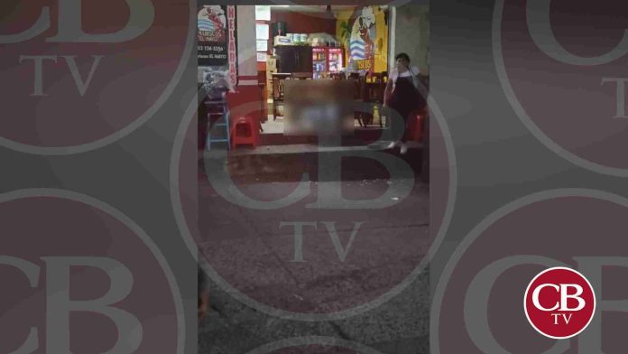 Acribillan a pareja en restaurante de mariscos