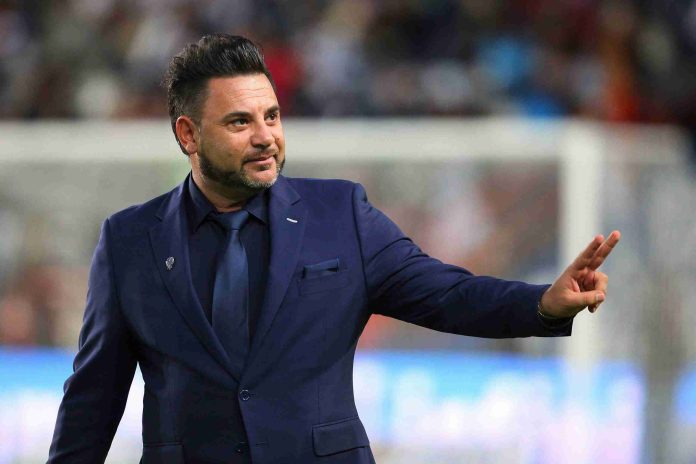 Tras 9 meses de haber estado tras el cago, Antonio 'Turco' Mohamed renunció a los Pumas de la Universidad Autónoma de México, así lo despidió el club.