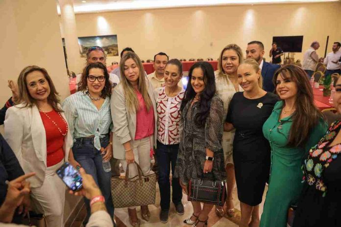 ’’Lo que queremos es que haya vida digna’’: Claudia Sheinbaum apuesta por un modelo de desarrollo con bienestar de la mano del sector empresarial en Baja California Sur