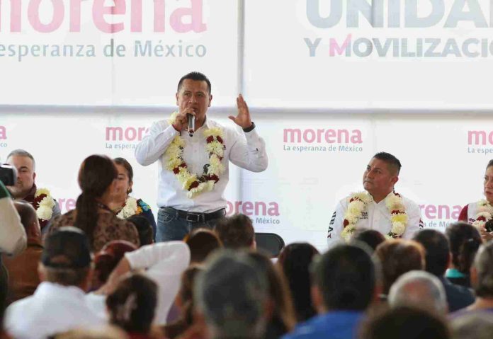 ¡Torres Piña Senador!, ¡Torres Piña Senador!, corean miles en Puruándiro.