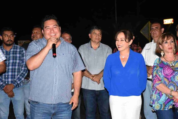 Itzé Camacho, Hace Brillar Avenida Melchor Ocampo