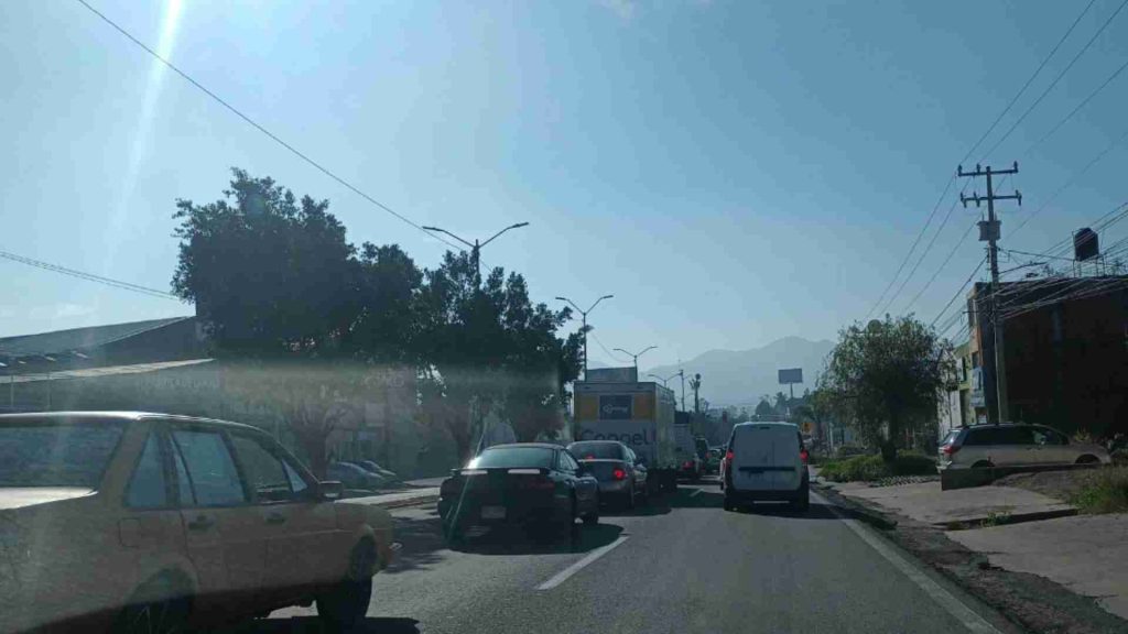 Para este día, se espera que continúe el ambiente de frío a muy frío en zonas del noroeste, norte, noreste y centro de México con estimados de temperaturas de -10 a -5 grados Celsius con heladas en sierras de Chihuahua, Durango y Sonora; de -5 a 0 grados con heladas en sierras de Aguascalientes, Baja California, Coahuila, Estado de México, Guanajuato, Hidalgo, Nuevo León, Puebla, San Luis Potosí, Tlaxcala, Veracruz y Zacatecas, y de 0 a 5 grados en sierras de Ciudad de México, Chiapas, Jalisco, Michoacán, Morelos, Oaxaca, Querétaro y Tamaulipas.