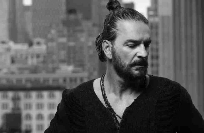 Ricardo Arjona anuncia su retiro de los escenarios por problemas de salud