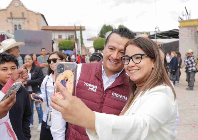 Con amplio respaldo político y social, Torres Piña podría ser candidato de unidad al Senado