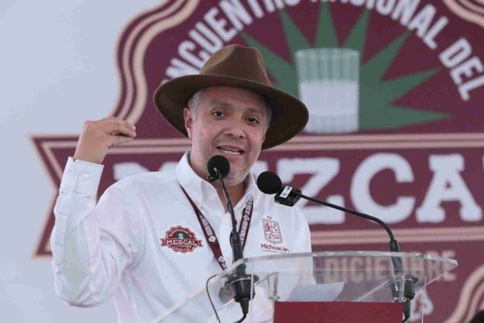 Mezcal, orgullo mexicano que compite con bebidas internacionales: Luis Navarro