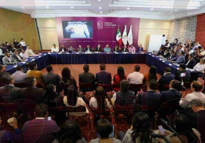 Dirigentes estatales de partidos políticos en Michoacán, han manifestado que el estado mantiene una difícil situación de inseguridad de cara a los comicios, contraponiendo los comentarios del gobernador Alfredo Ramírez y del mismo secretario de gobierno Elías Ibarra que han dicho que sí hay condiciones favorables.