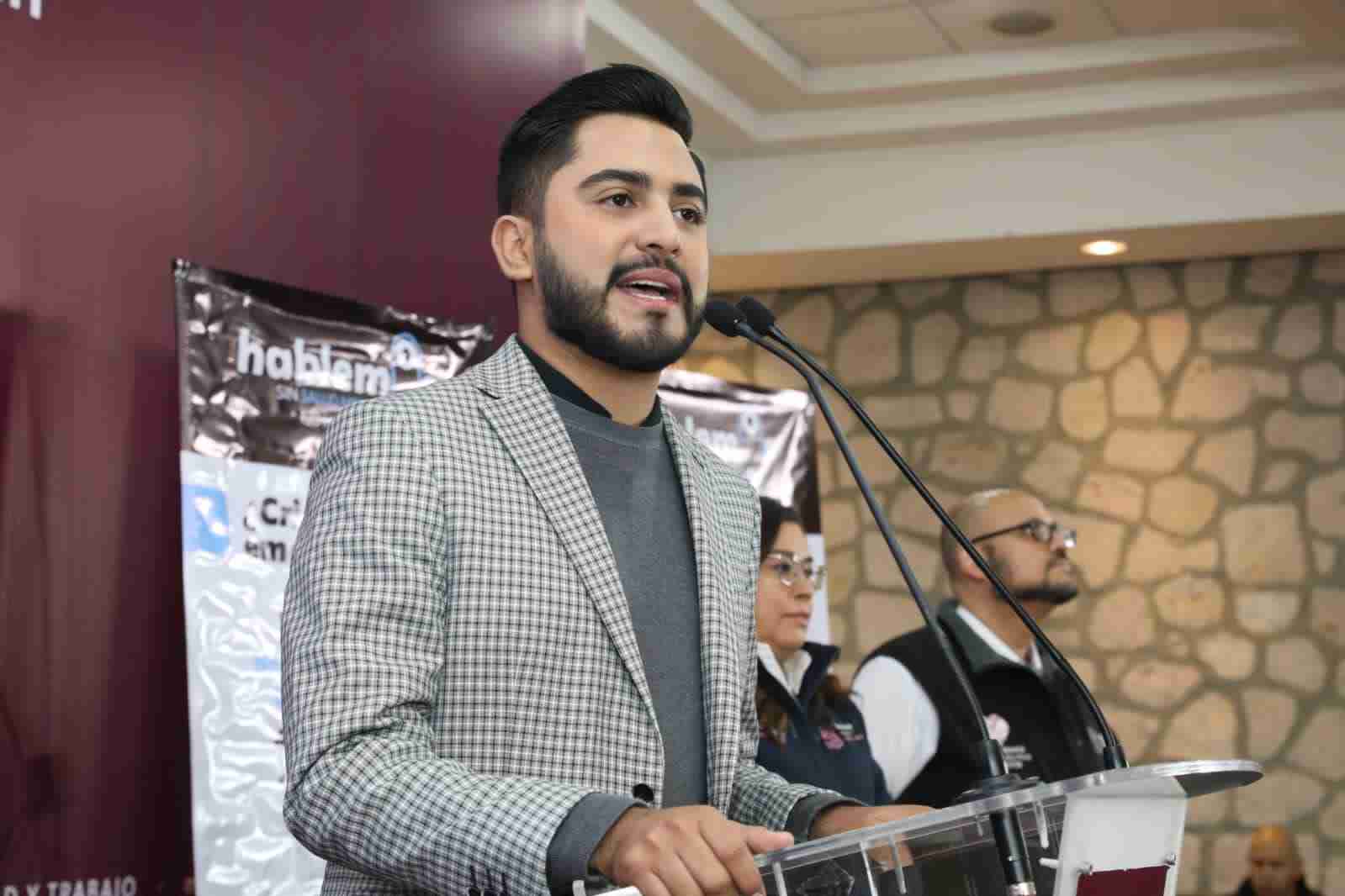 El Festival Jalo por la Música generó una derrama de 5 millones 500 mil pesos durante su desarrollo el pasado sábado en la capital michoacana, y se acopiaron 7 mil 120 cobijas, informó el director del Instituto de la Juventud Michoacana (Ijumich), Pedro Alexis Velázquez Guzmán. El Festival Jalo por la Música generó una derrama de 5 millones 500 mil pesos durante su desarrollo el pasado sábado en la capital michoacana, y se acopiaron 7 mil 120 cobijas, informó el director del Instituto de la Juventud Michoacana (Ijumich), Pedro Alexis Velázquez Guzmán.