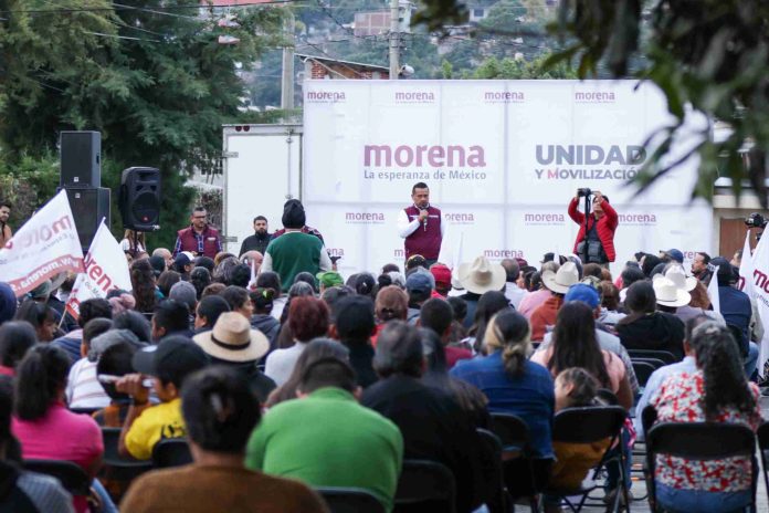 “¡Senador, senador, senador!”, miles corean a Torres Piña en Uruapan
