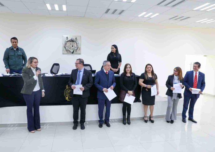 Rectora entrega nuevos nombramientos en la UMSNH
