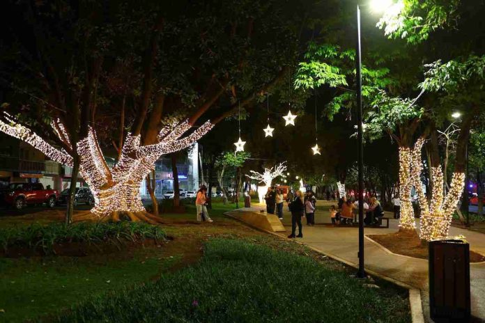 Espectacular cierre de Posadas del DIF de Morelia en el Boulevard García de León