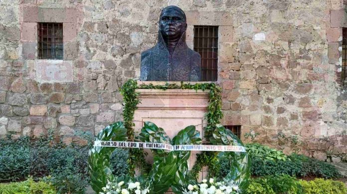 Conmemoran CCVII Aniversario luctuoso del Generalísimo José María Morelos y Pavón en su casa natal