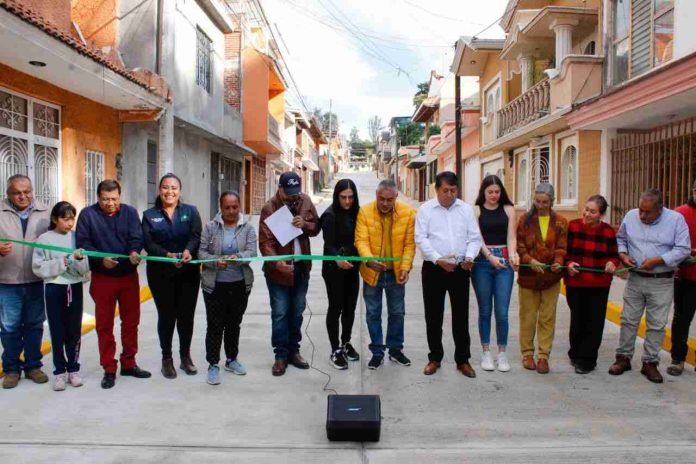 Entrega Gobierno de Pátzcuaro Calle Rehabilitada en el Centro Histórico
