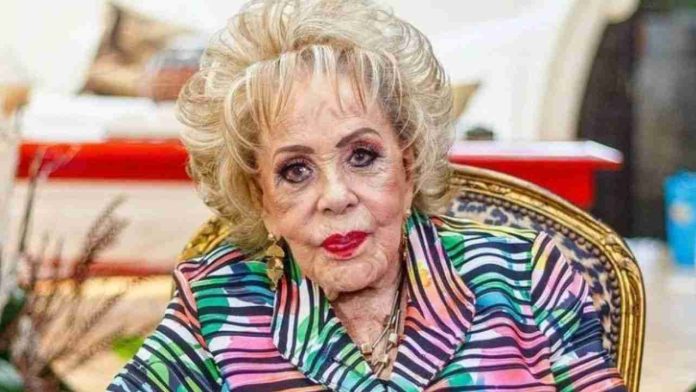 Silvia Pinal padece influenza; mejora 'increíblemente bien'
