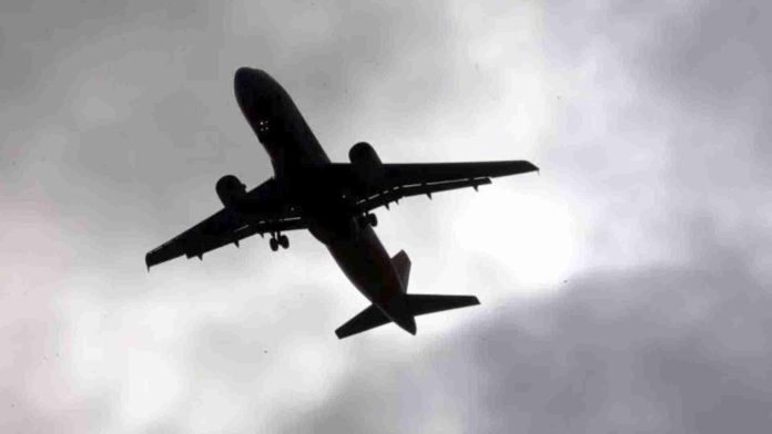 Avión ruso se estrella en Afganistán