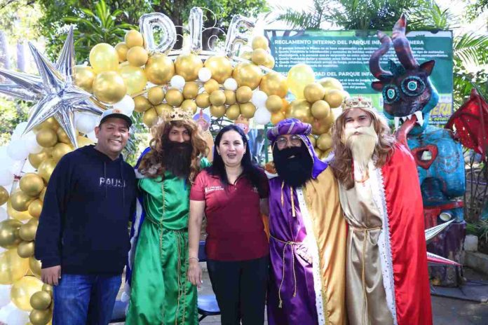 Reyes Magos festejan a más de 6 mil niños en el Divertingo