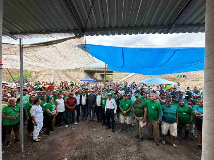 Comuneros de Lázaro Cárdenas se suman al PVEM