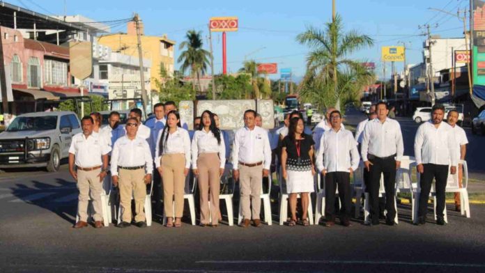 Autoridades Conmemoran el 210 Aniversario del Natalicio de Melchor Ocampo