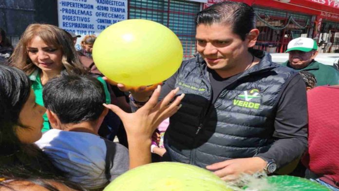 Partido Verde ayuda a los Reyes Magos con la entrega de juguetes en Morelia