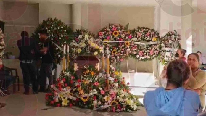 Con dolor, indignación e impotencia fueron velados los restos de Miriam Ríos Ríos, quien fuera asesinada de manera cobarde en las calles de Zamora.
